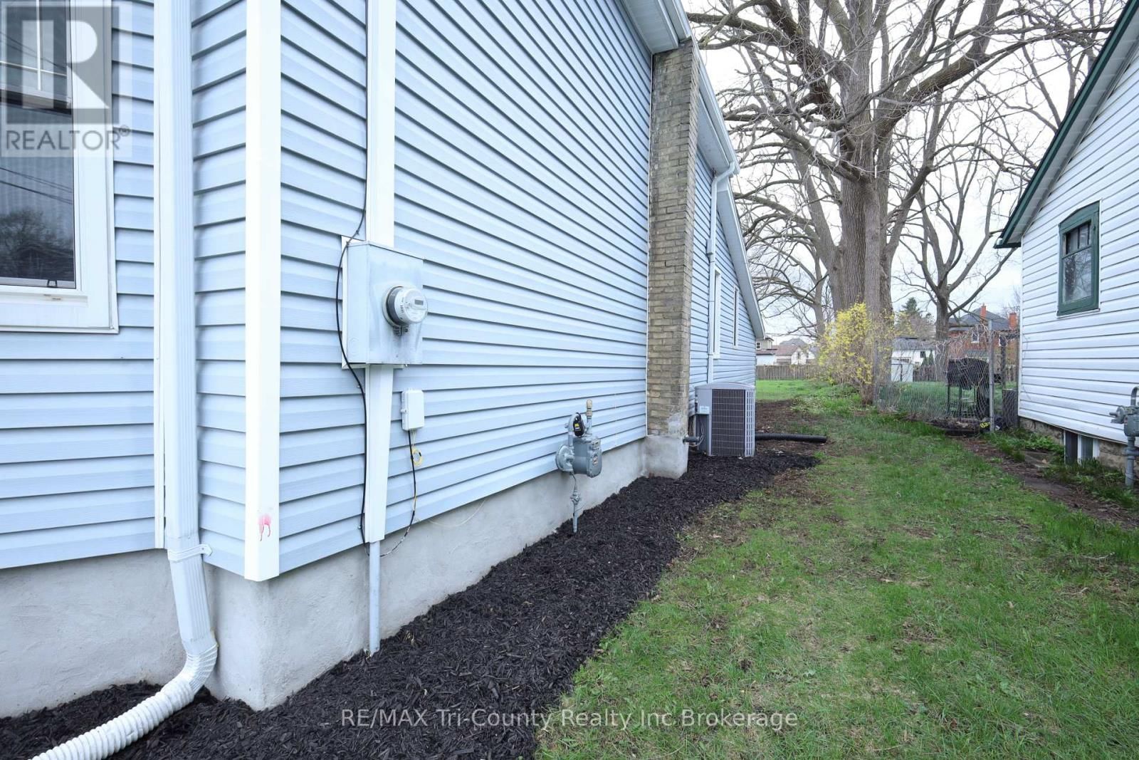 46 BALACLAVA STREET Image 36