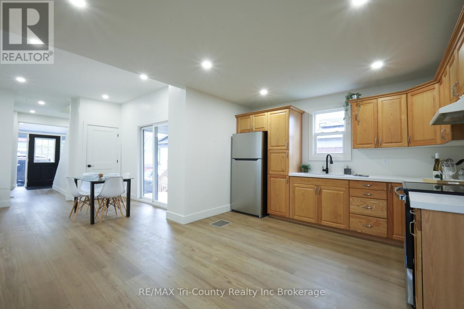 46 BALACLAVA STREET Image 6