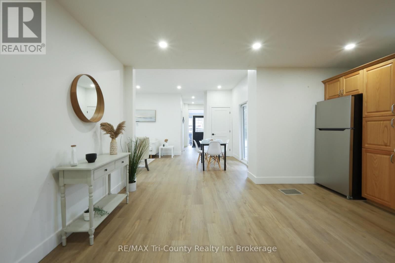 46 BALACLAVA STREET Image 7