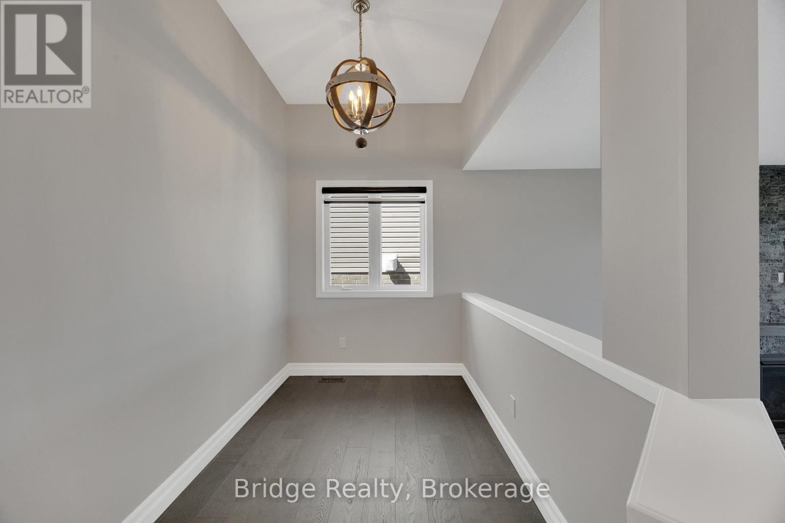 1060 ALBERNI ROAD Image 18