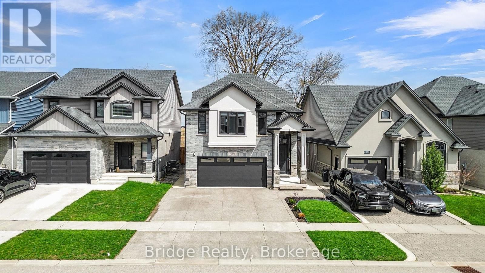 1060 ALBERNI ROAD Image 2