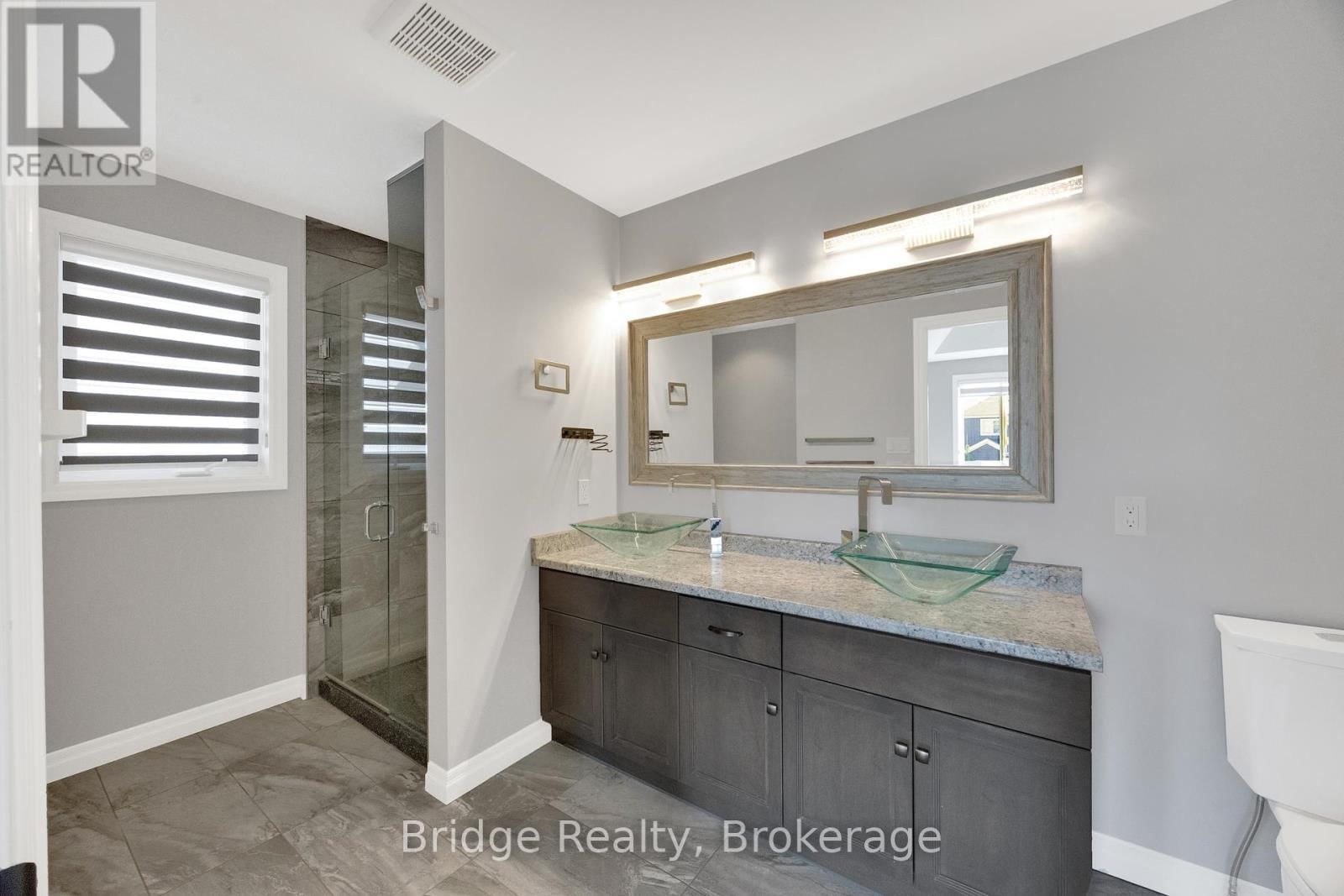 1060 ALBERNI ROAD Image 27