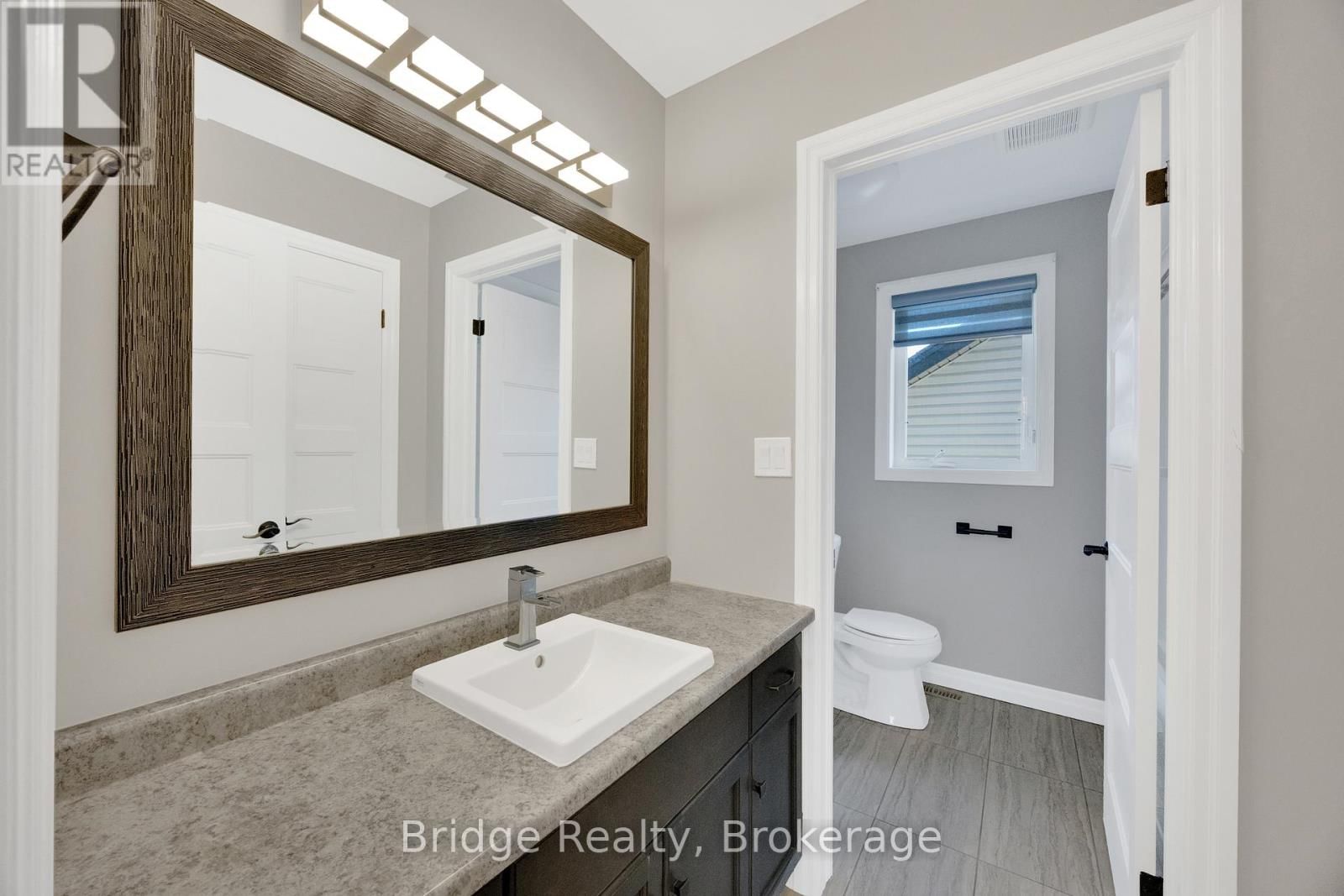 1060 ALBERNI ROAD Image 30