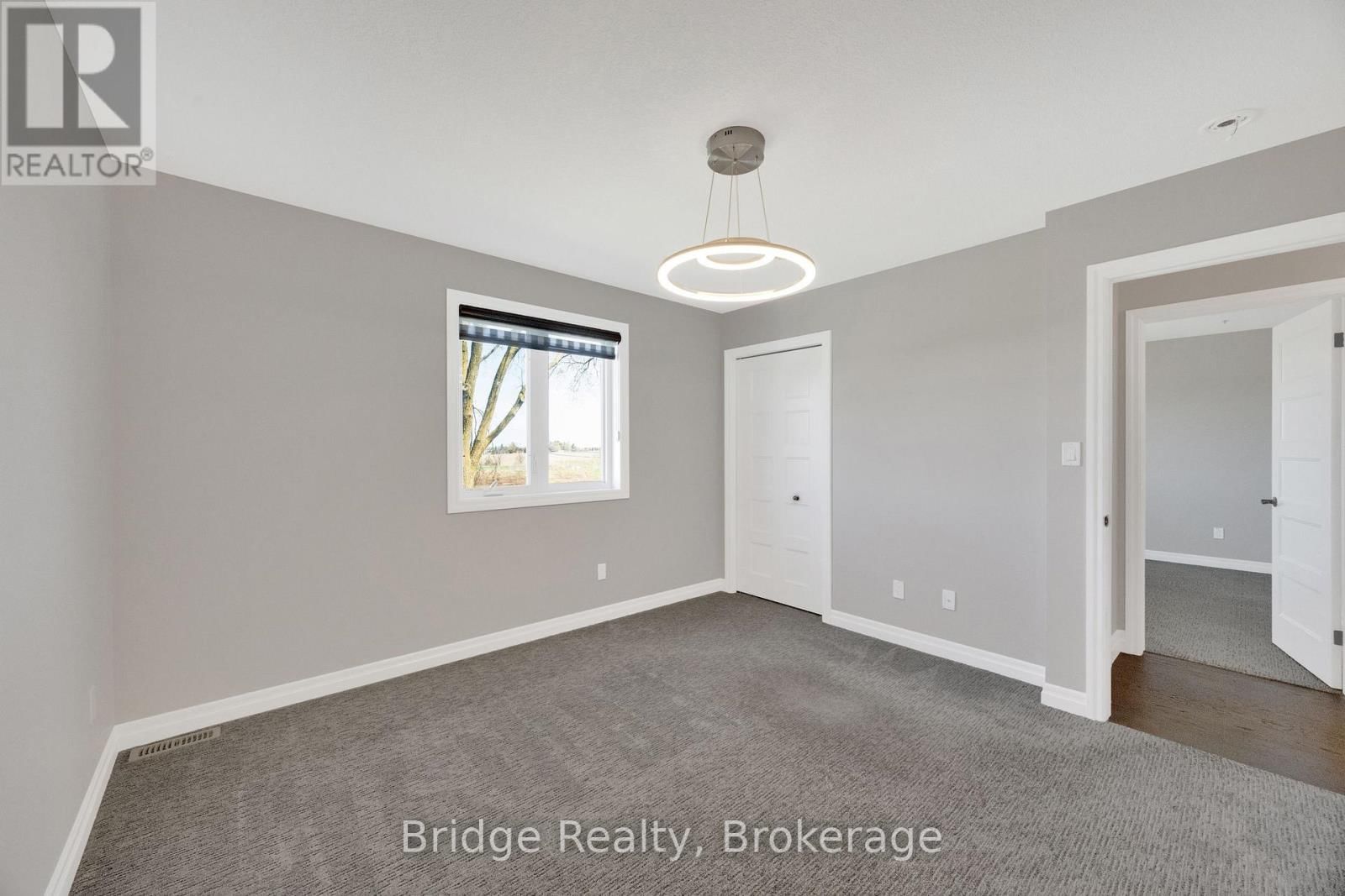 1060 ALBERNI ROAD Image 33