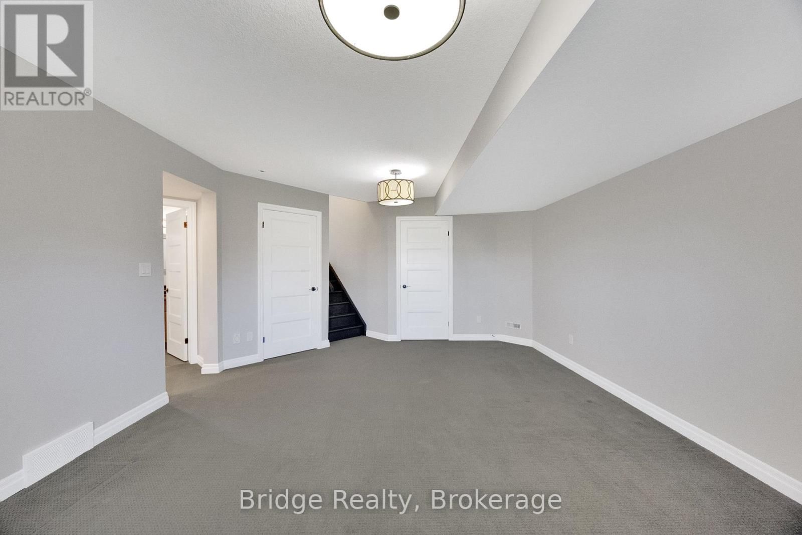 1060 ALBERNI ROAD Image 37