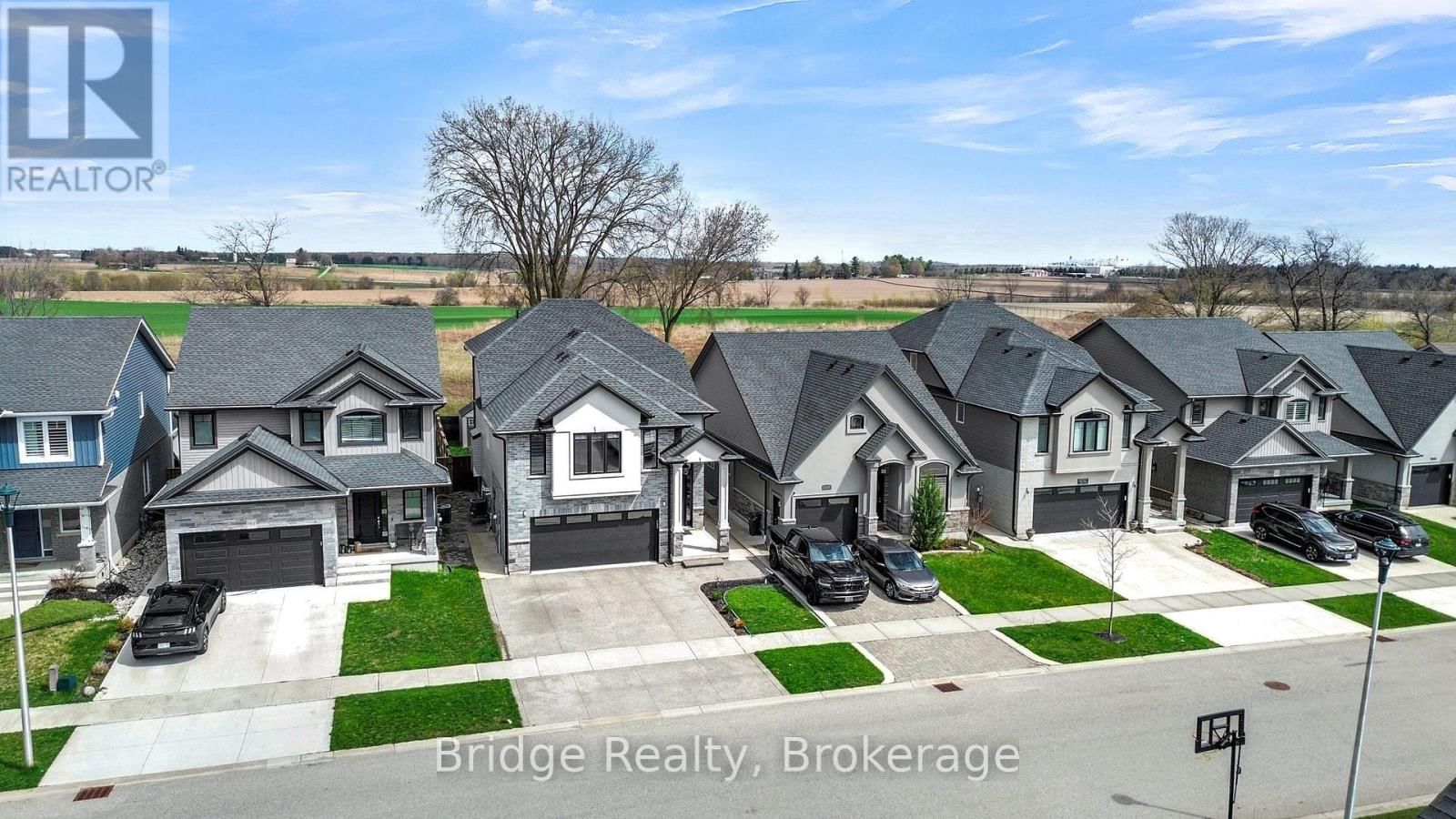 1060 ALBERNI ROAD Image 48