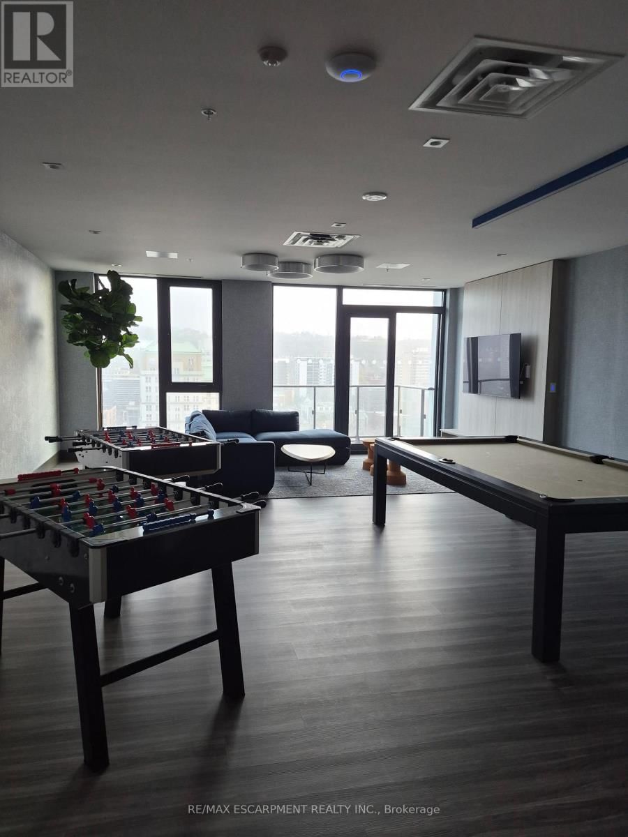 818 - 75 JAMES STREET SOUTH Image 26