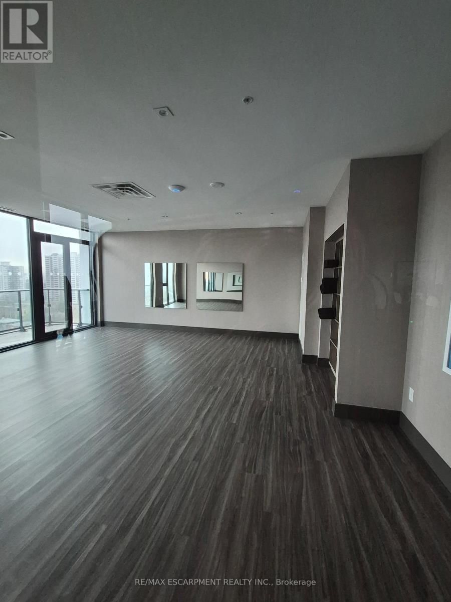 818 - 75 JAMES STREET SOUTH Image 34