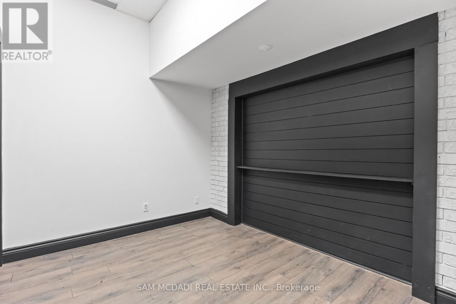 1 - 295 ALMA STREET Image 12