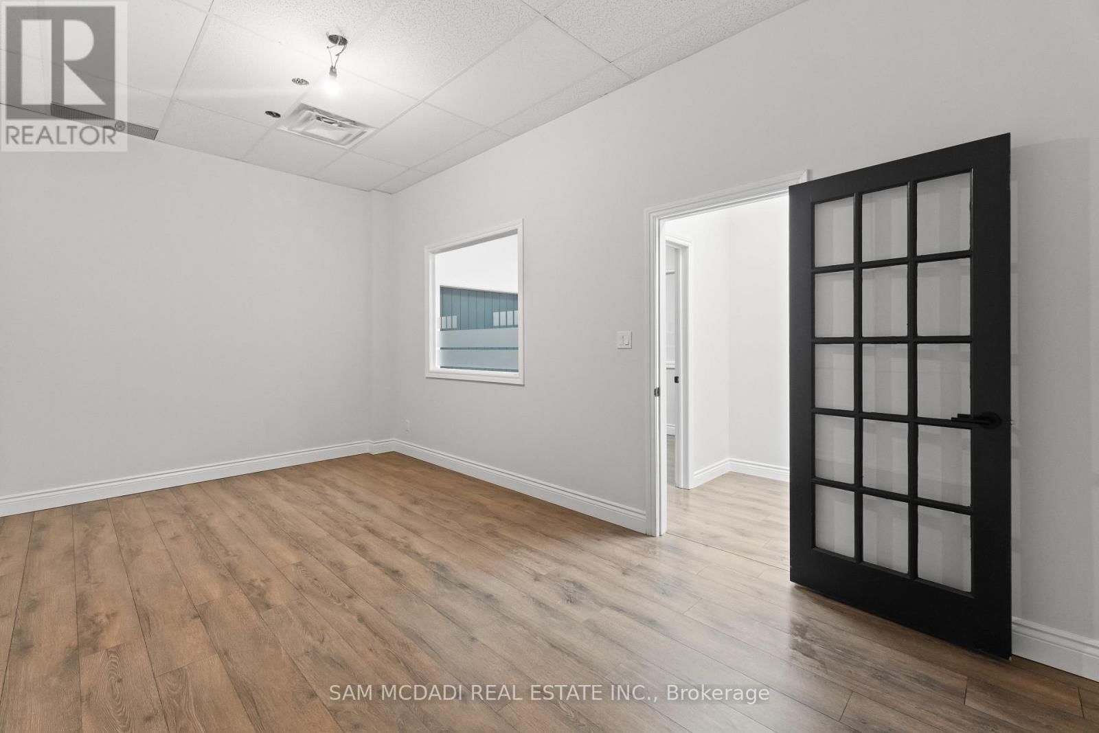 1 - 295 ALMA STREET Image 17