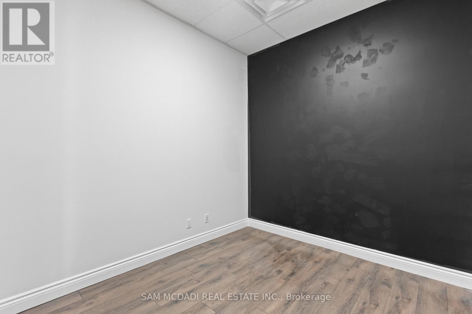 1 - 295 ALMA STREET Image 18