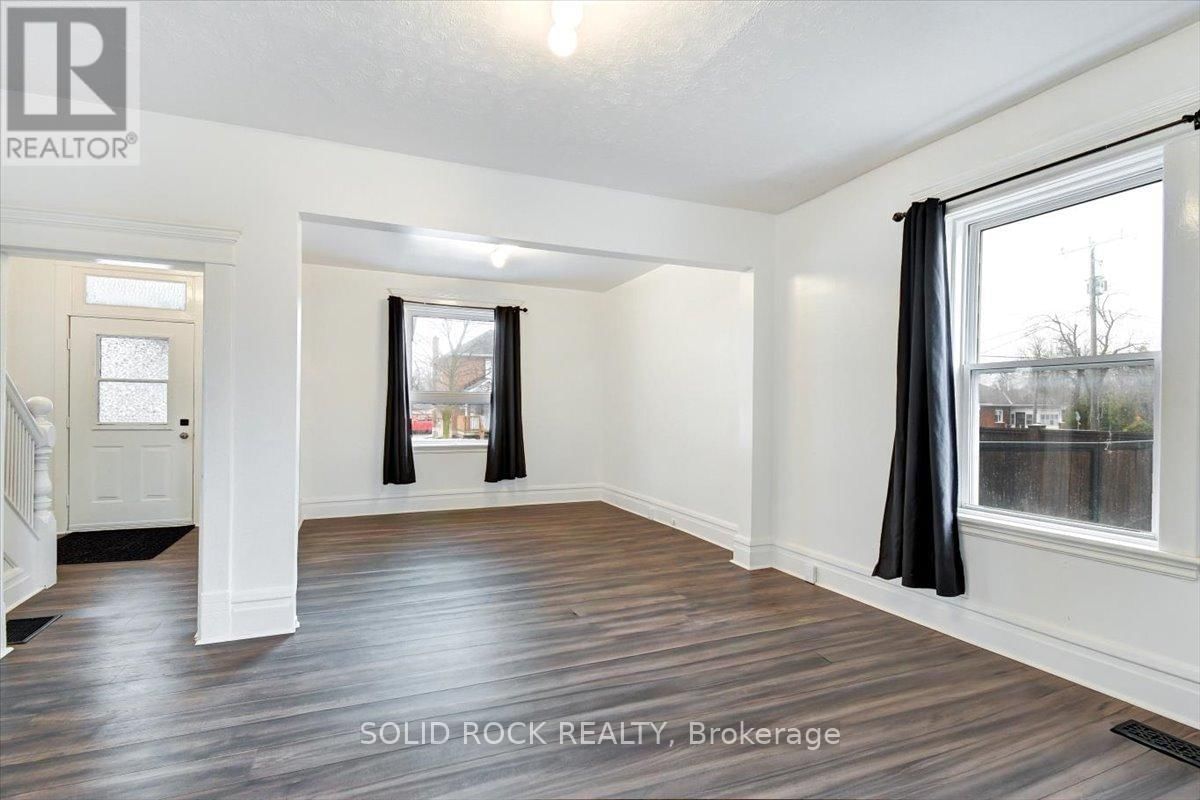 513 ROMAINE STREET Image 11