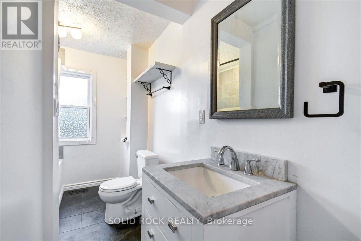 513 ROMAINE STREET Image 23