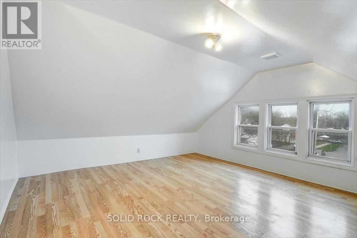 513 ROMAINE STREET Image 29