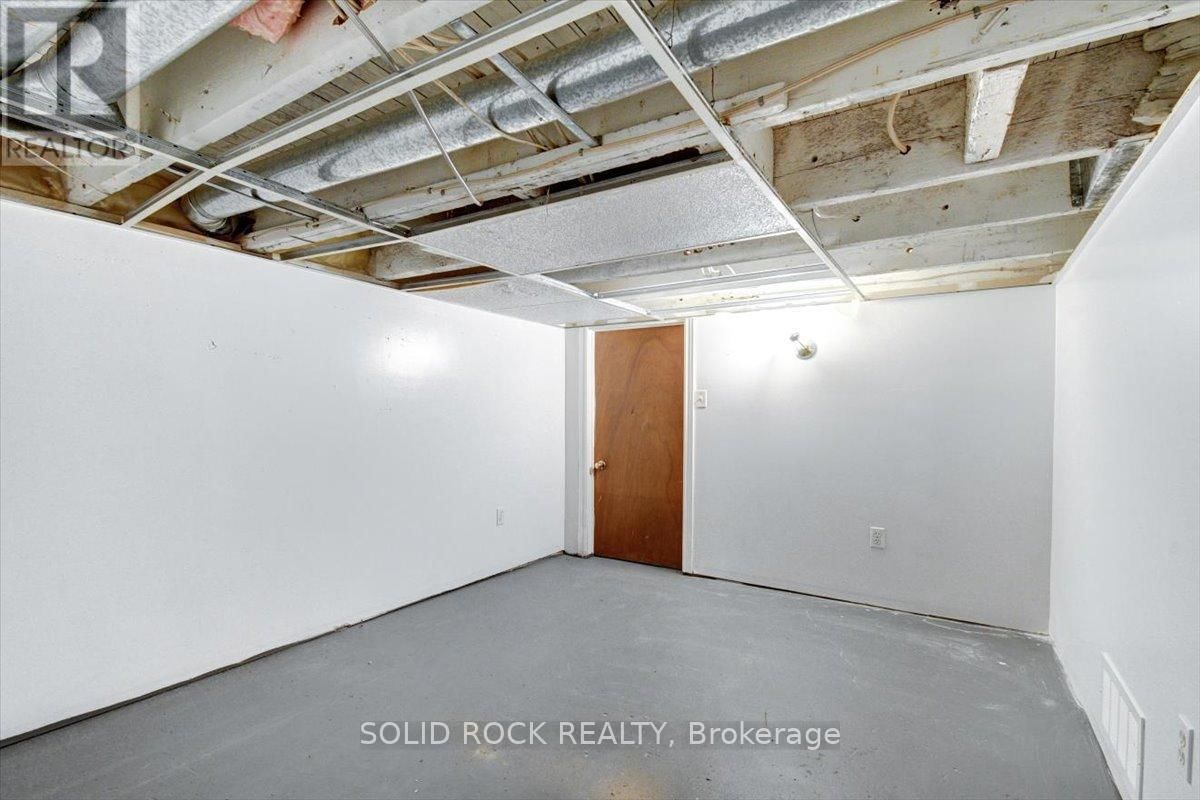 513 ROMAINE STREET Image 30