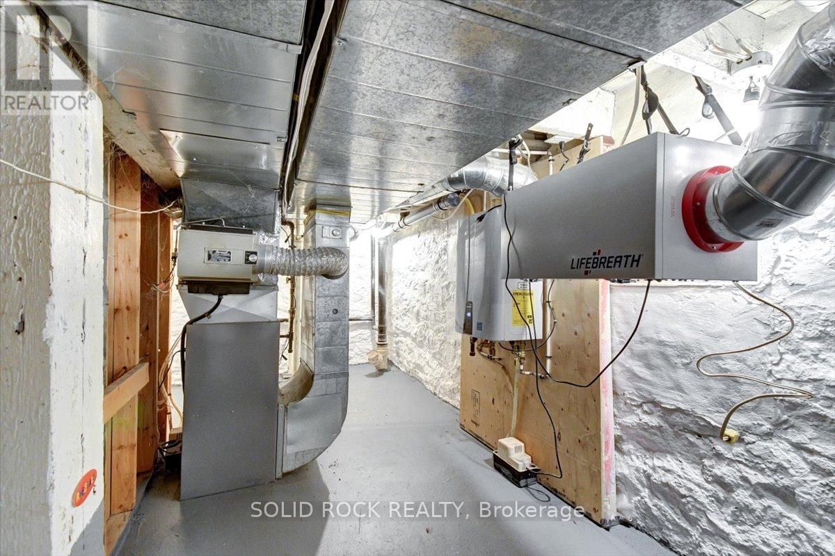 513 ROMAINE STREET Image 31