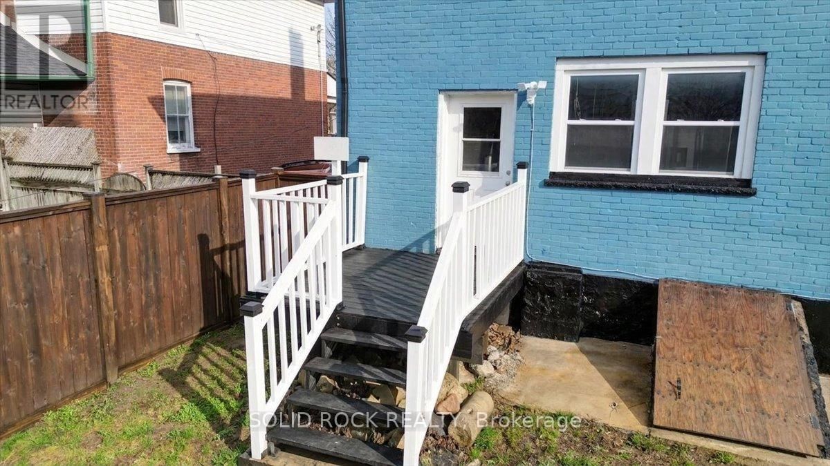 513 ROMAINE STREET Image 35