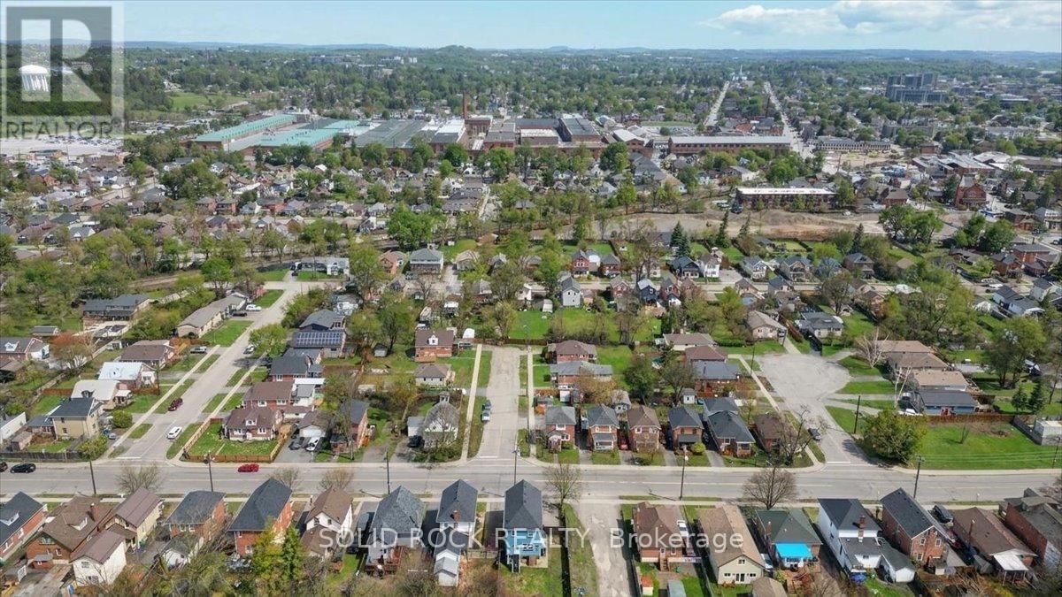 513 ROMAINE STREET Image 41