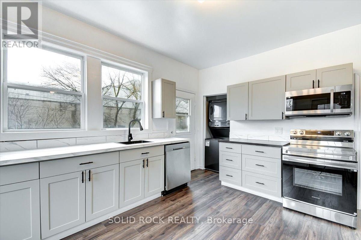 513 ROMAINE STREET Image 6