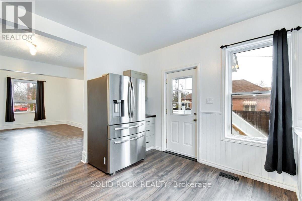 513 ROMAINE STREET Image 7