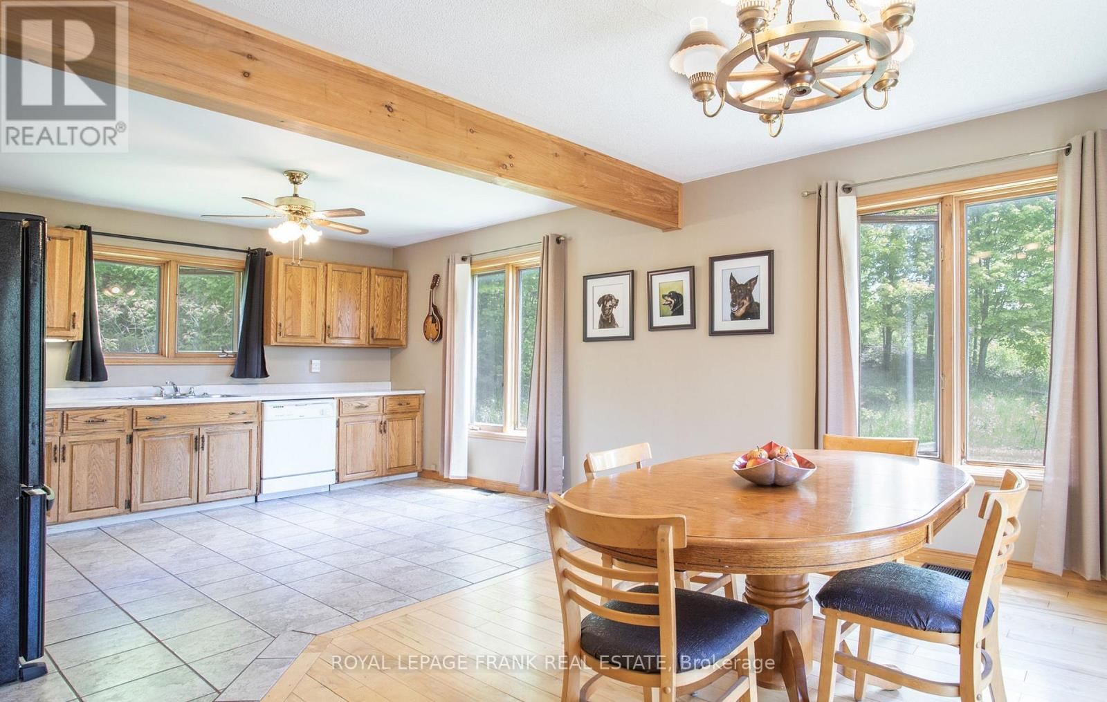 884 CENTRE LINE ROAD Image 15