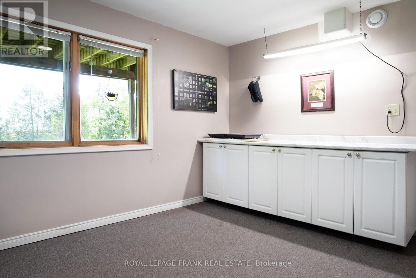 884 CENTRE LINE ROAD Image 25