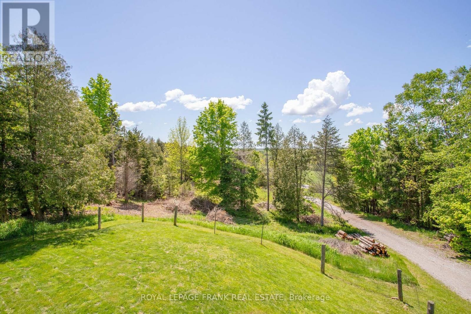 884 CENTRE LINE ROAD Image 28