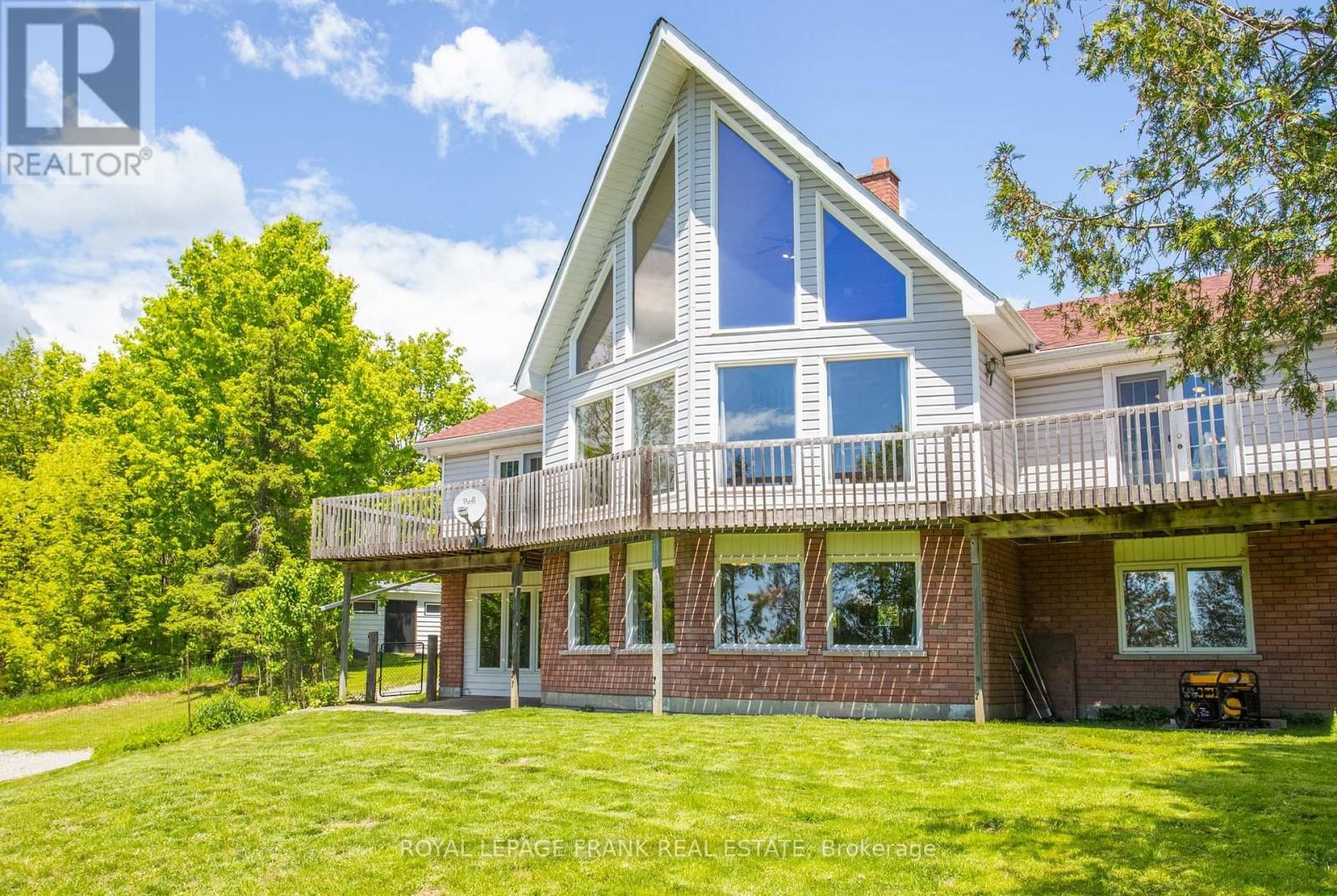 884 CENTRE LINE ROAD Image 3