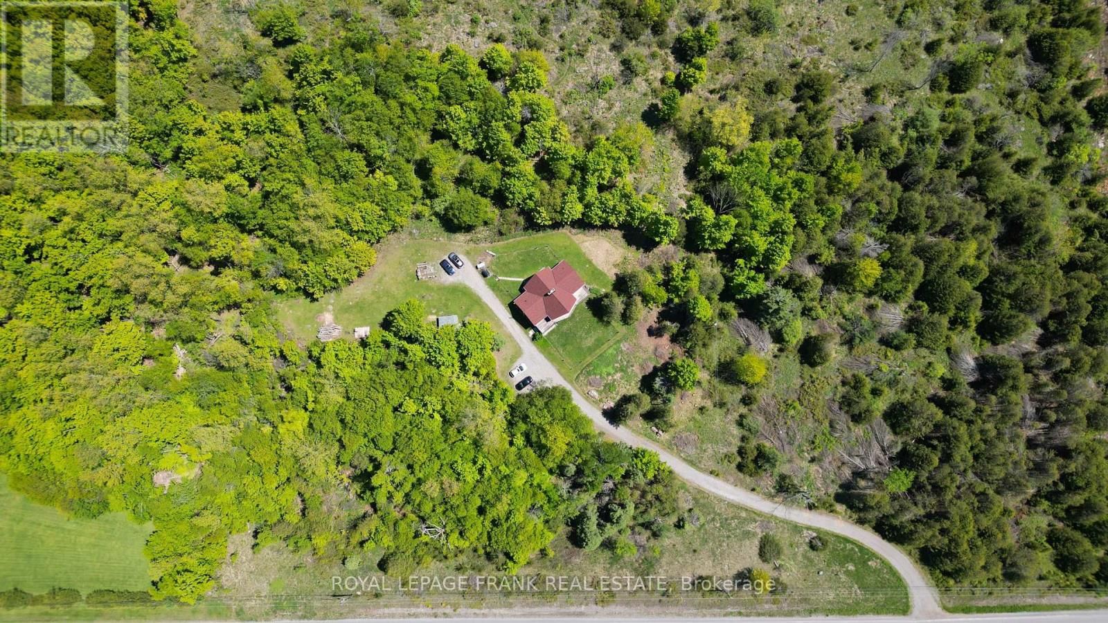 884 CENTRE LINE ROAD Image 34