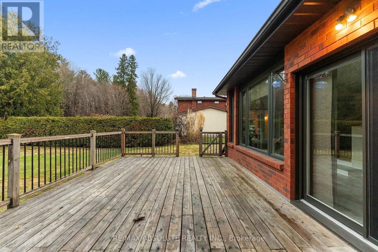 284 HARRINGTON STREET Image 37