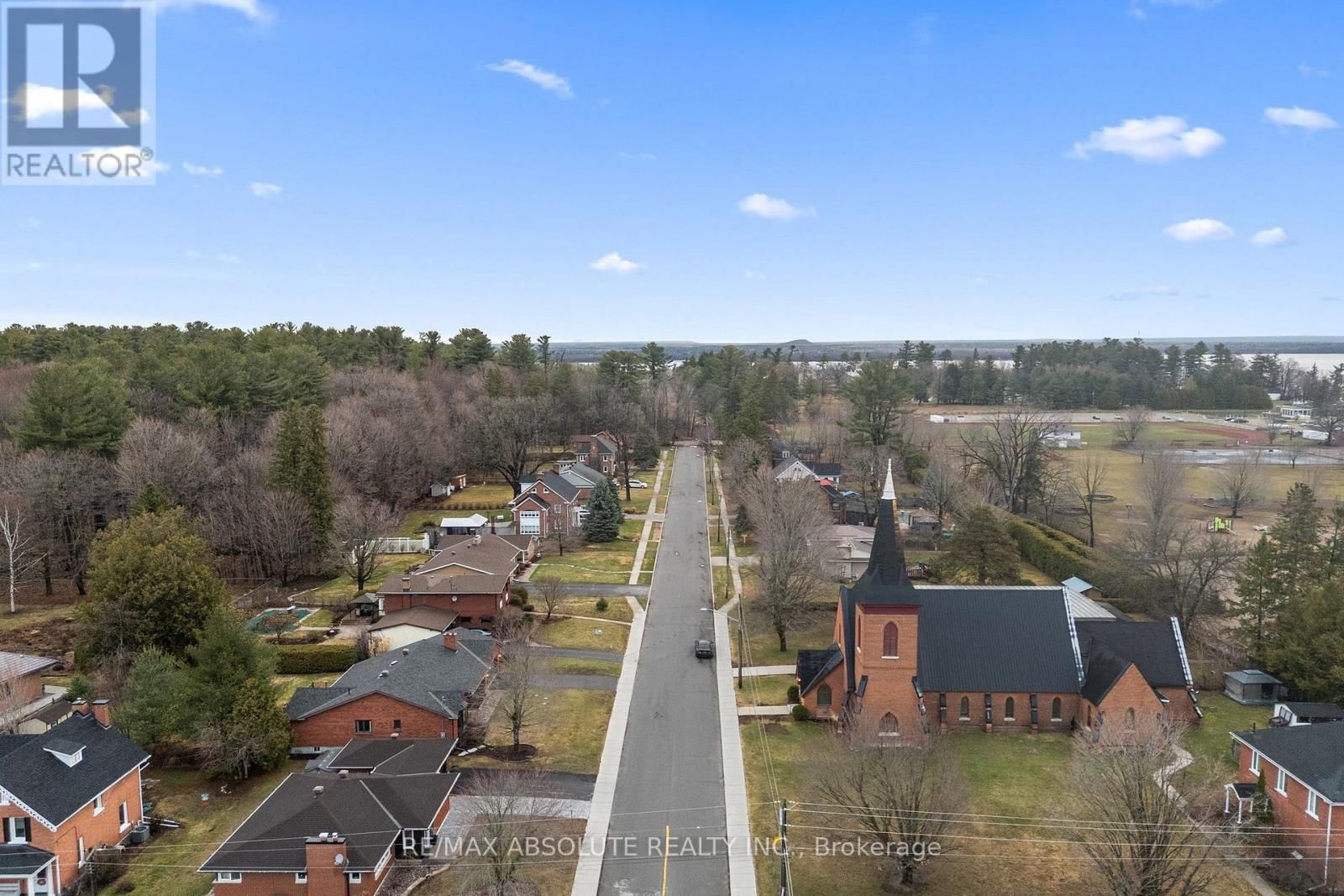 284 HARRINGTON STREET Image 45