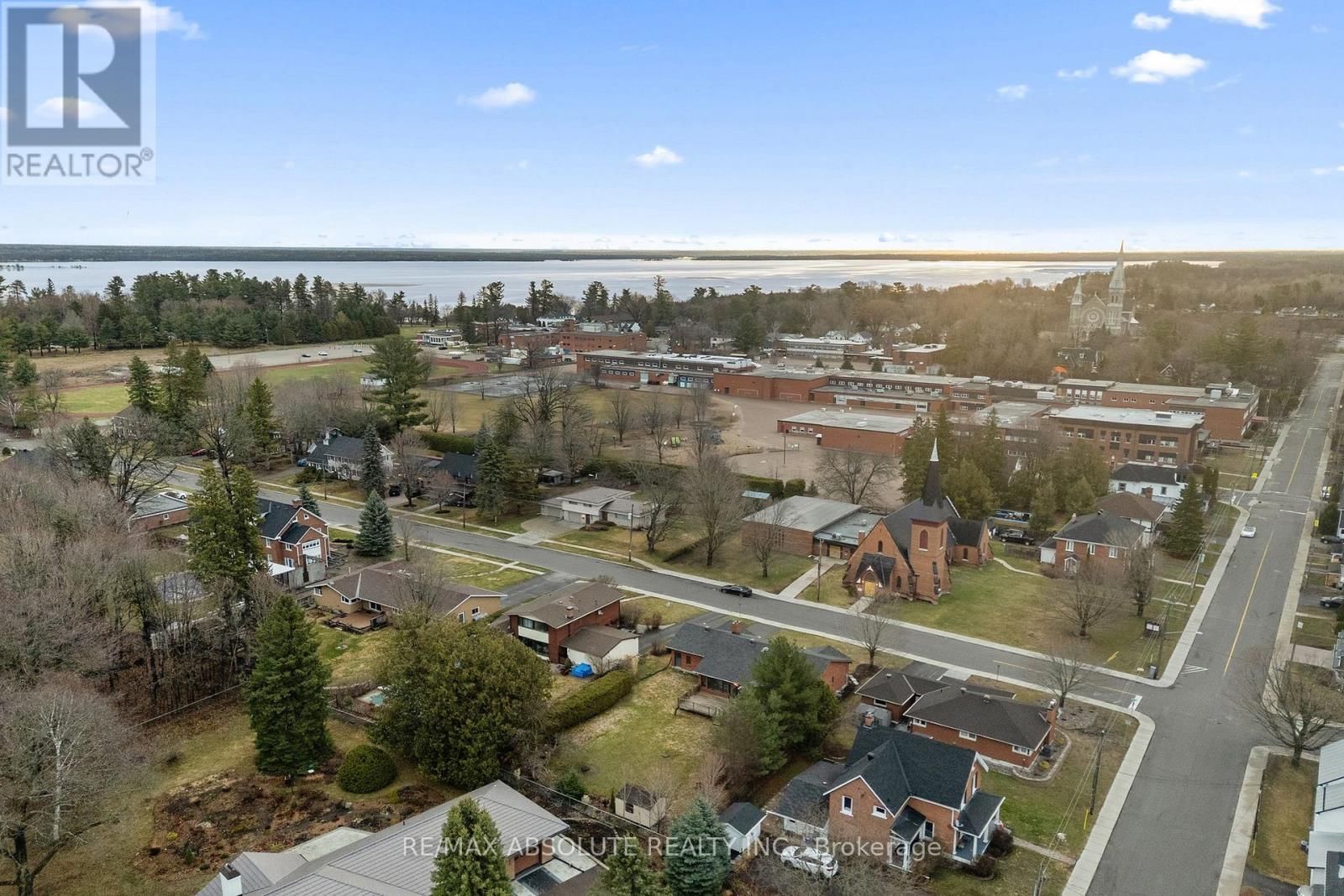 284 HARRINGTON STREET Image 6