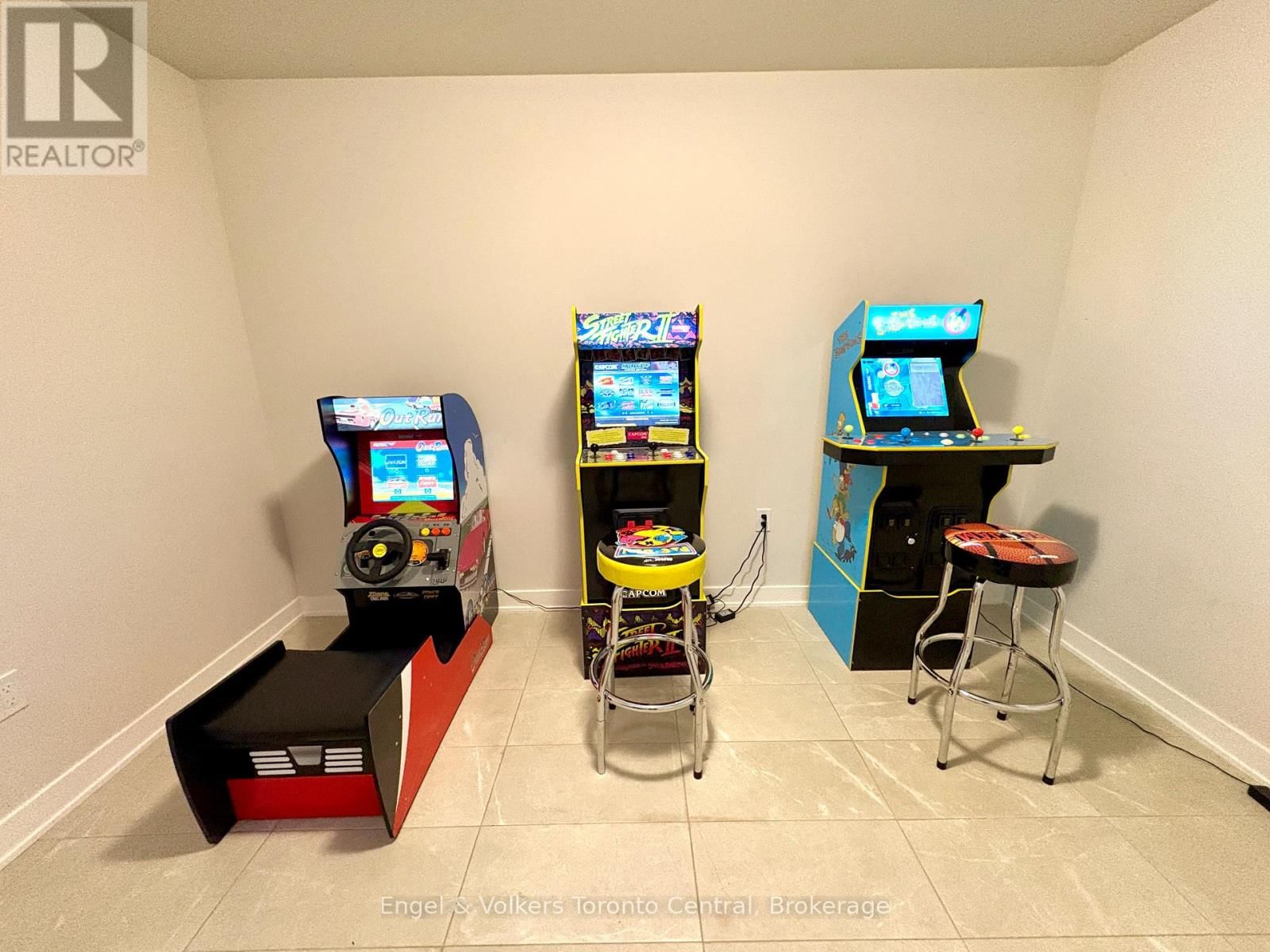 39 - 1050 GREENSVIEW DRIVE Image 18