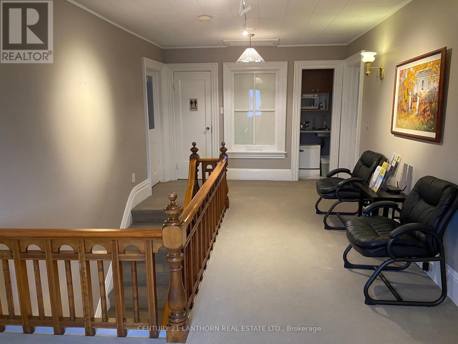 204 - 13360 LOYALIST PARKWAY Image 2