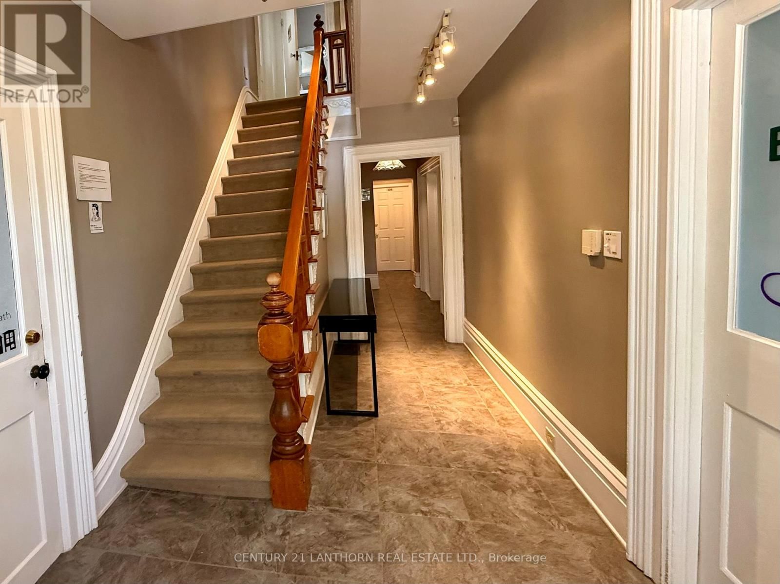 204 - 13360 LOYALIST PARKWAY Image 4