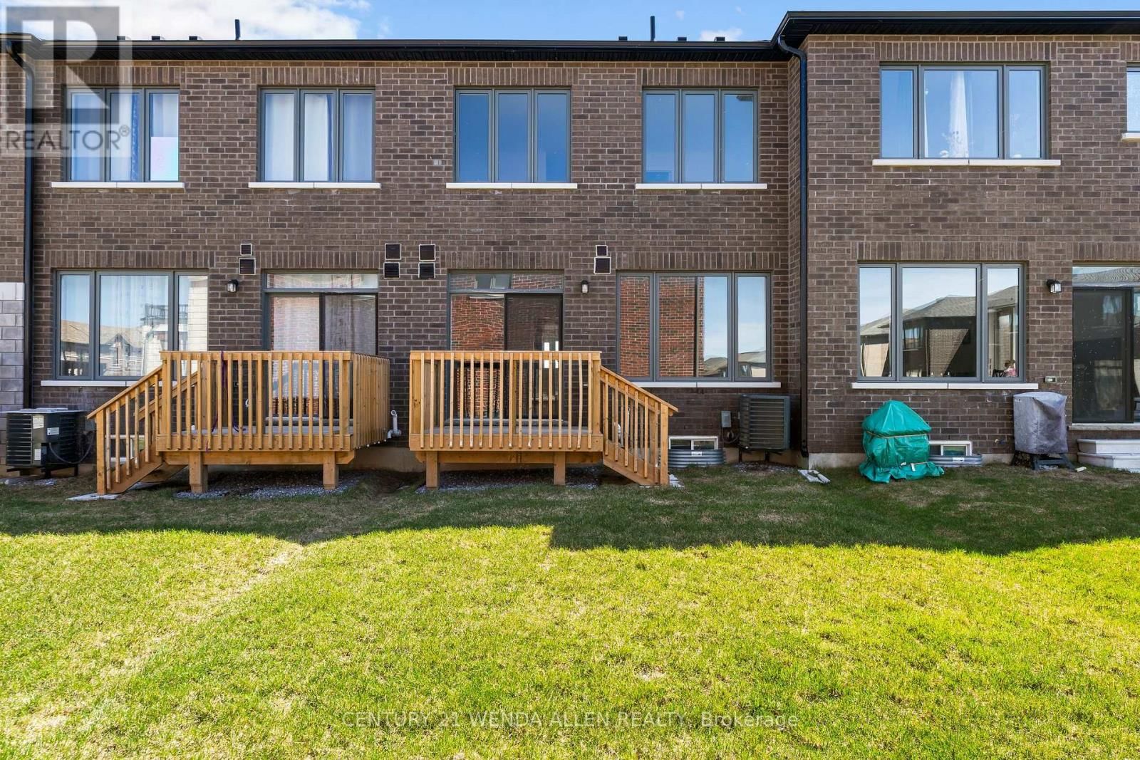 66 CORLEY STREET Image 30