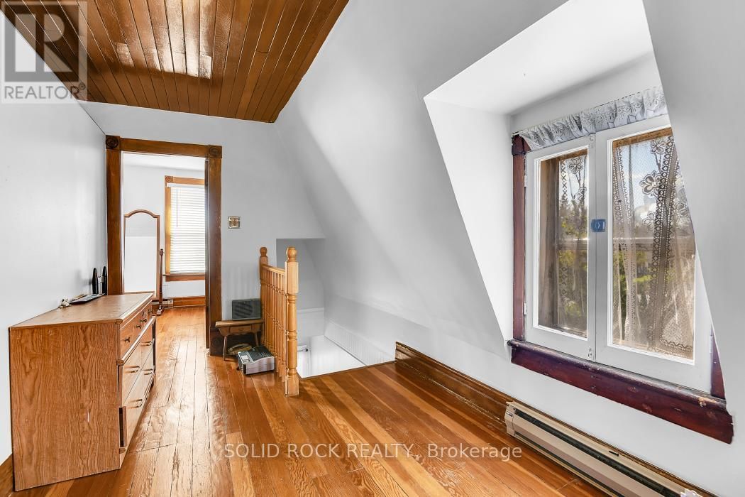 11049 GILMOUR ROAD Image 24