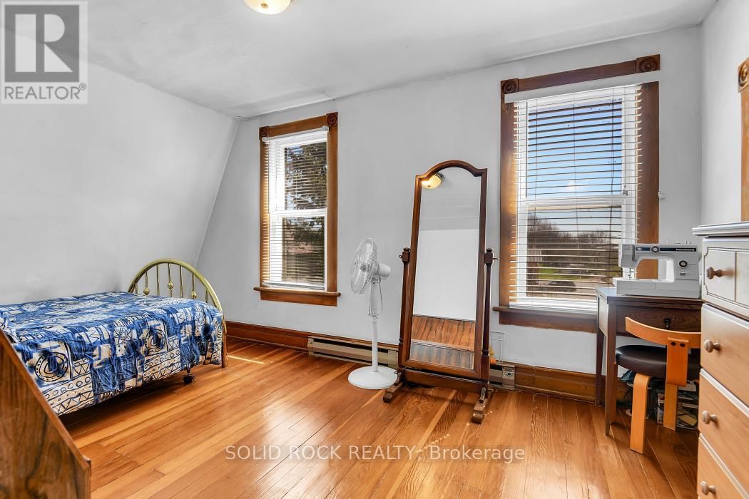 11049 GILMOUR ROAD Image 25