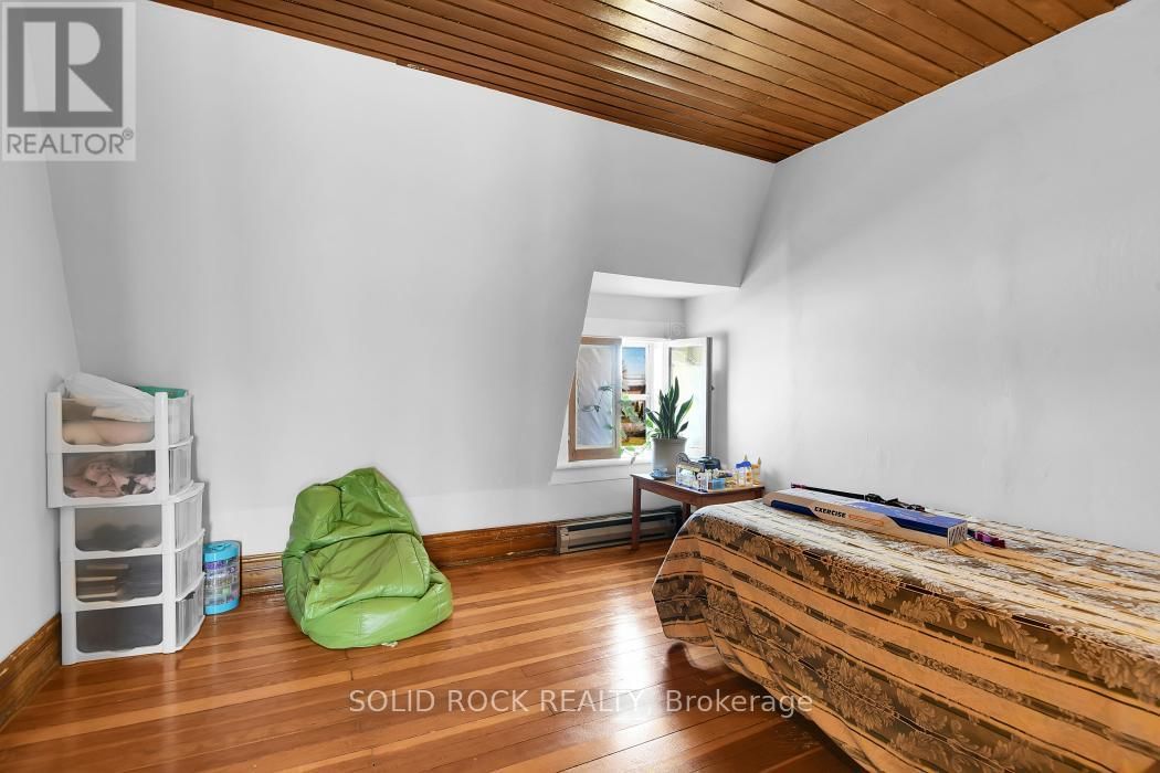 11049 GILMOUR ROAD Image 27