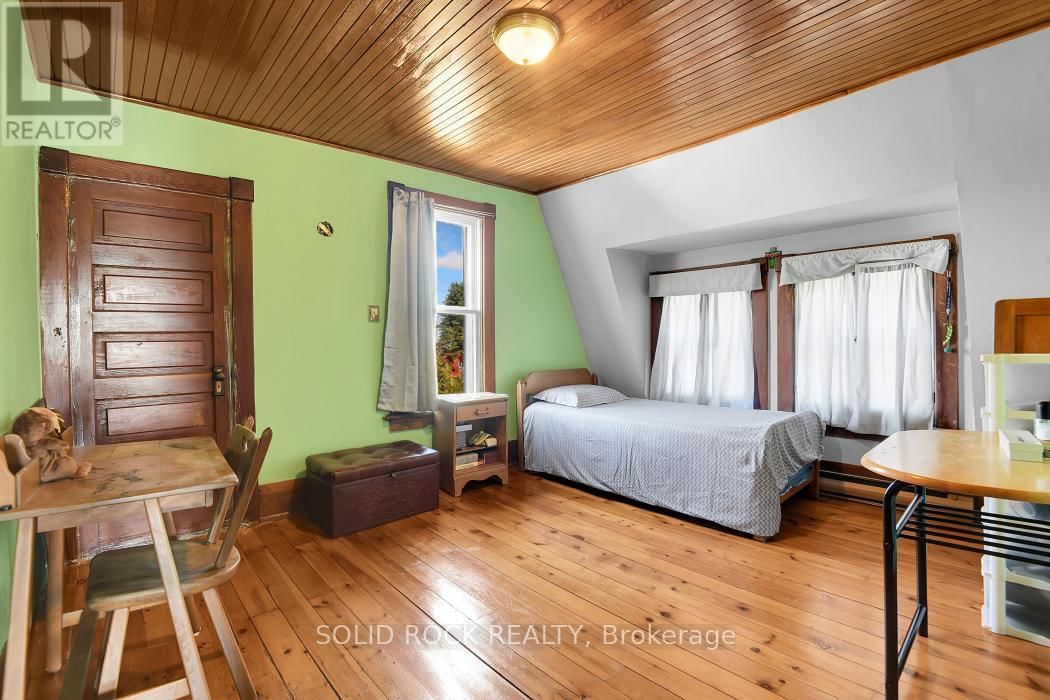 11049 GILMOUR ROAD Image 29