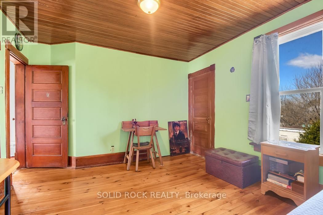 11049 GILMOUR ROAD Image 30