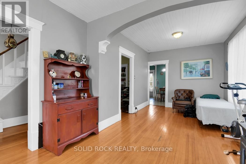 11049 GILMOUR ROAD Image 8