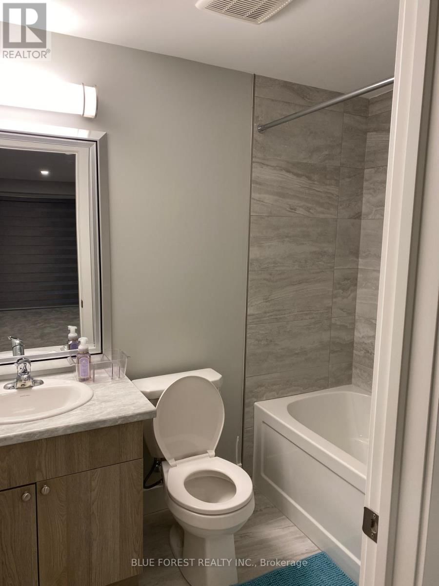 126 - 177 EDGEVALLEY ROAD Image 13