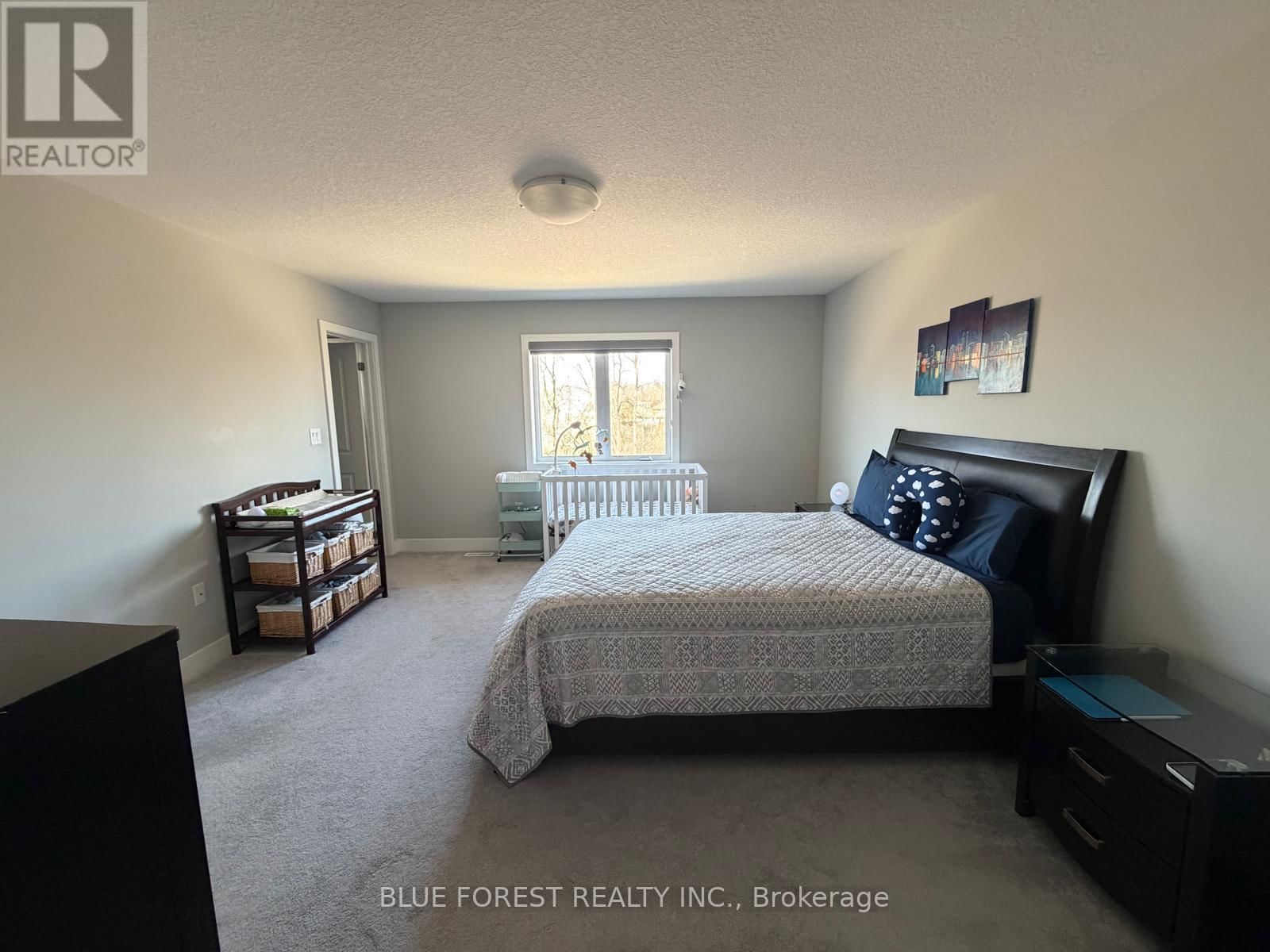 126 - 177 EDGEVALLEY ROAD Image 18