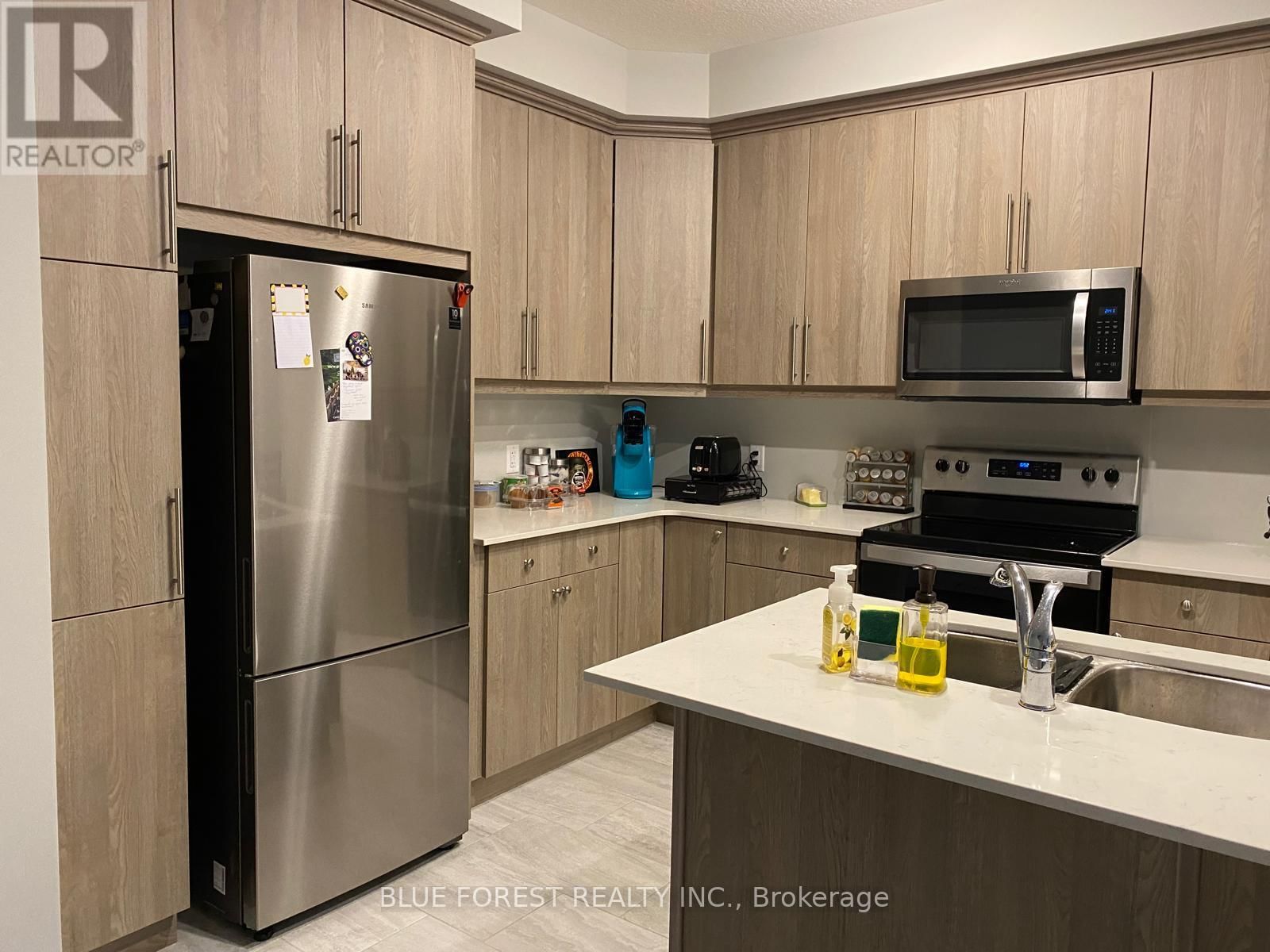 126 - 177 EDGEVALLEY ROAD Image 5