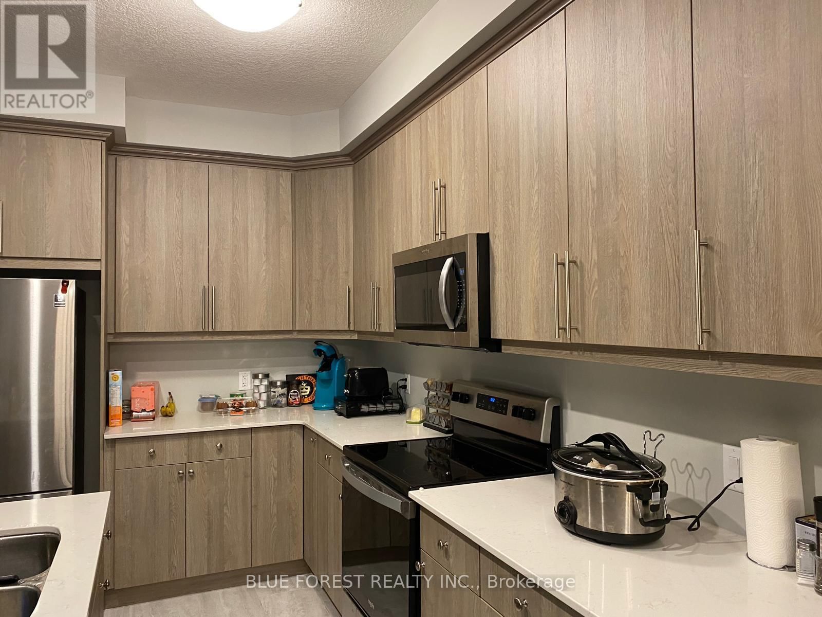 126 - 177 EDGEVALLEY ROAD Image 6