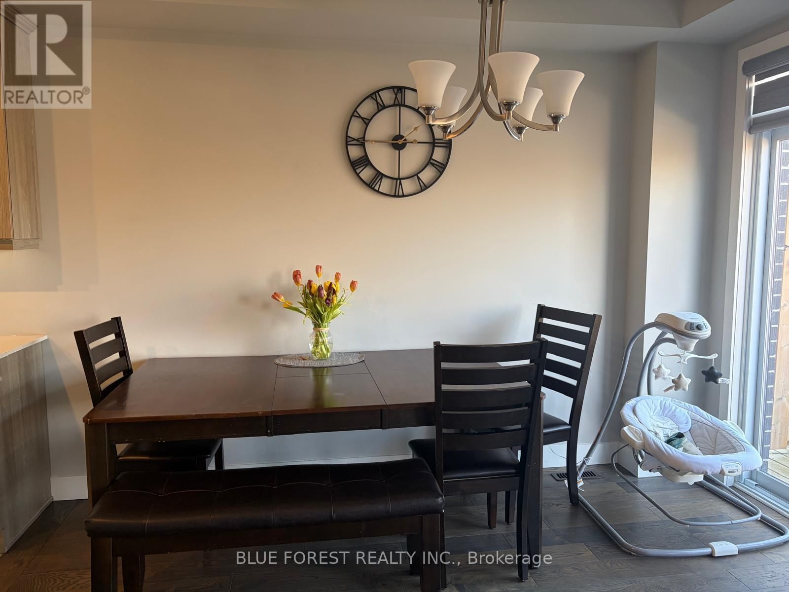 126 - 177 EDGEVALLEY ROAD Image 7