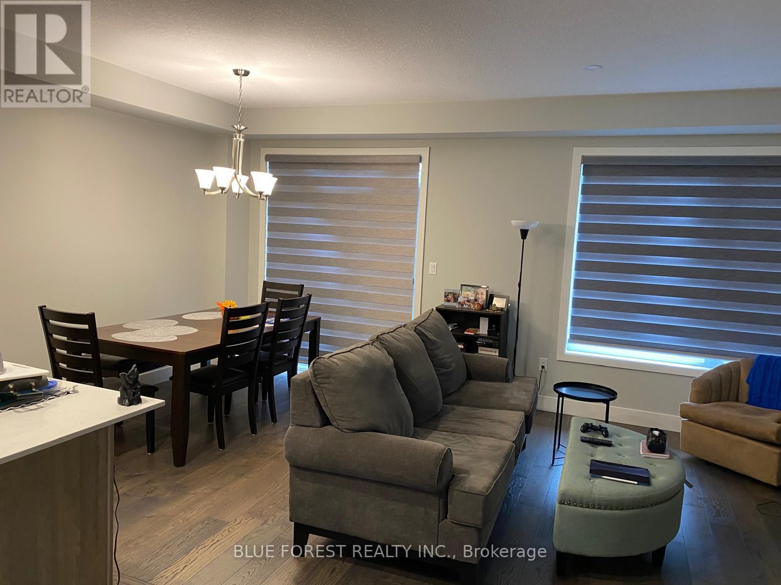 126 - 177 EDGEVALLEY ROAD Image 9