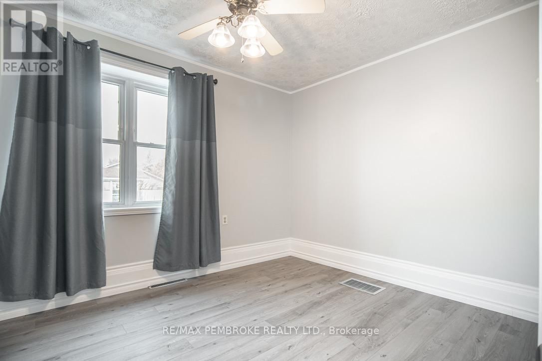 539 MCGEE STREET Image 15