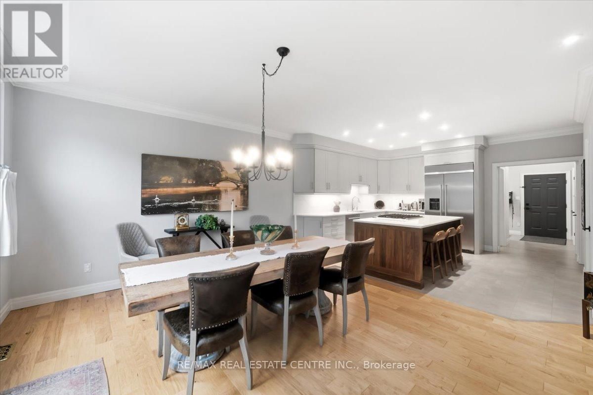 653 GLEN MORRIS ROAD WEST Image 12